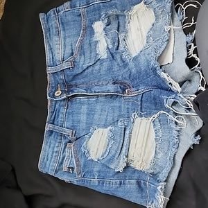 Size 25 kancan shorts
